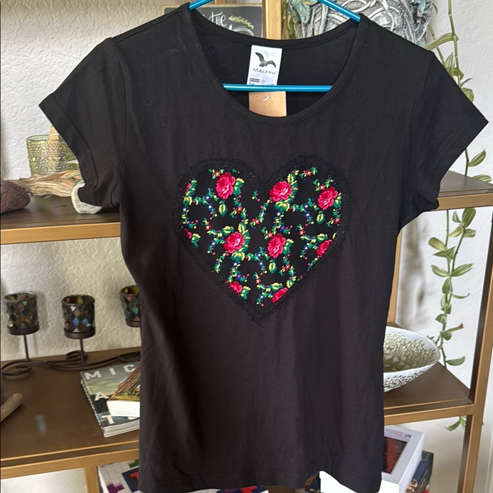 Black Graphic Heart Short Sleeve Tee